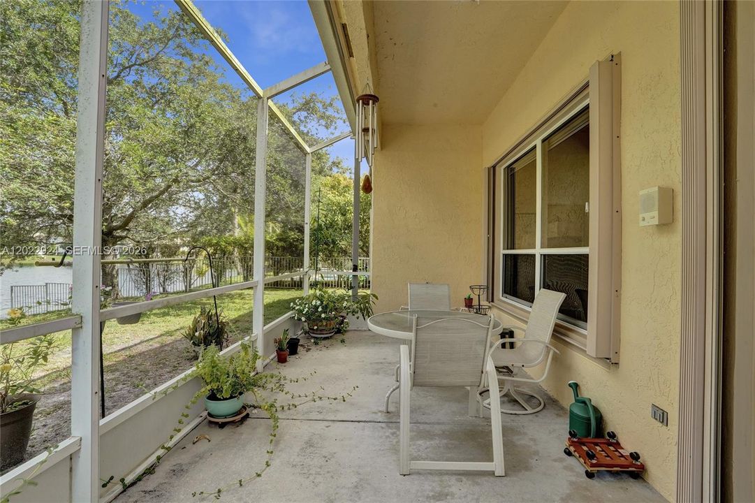 For Sale: $660,000 (3 beds, 2 baths, 1889 Square Feet)