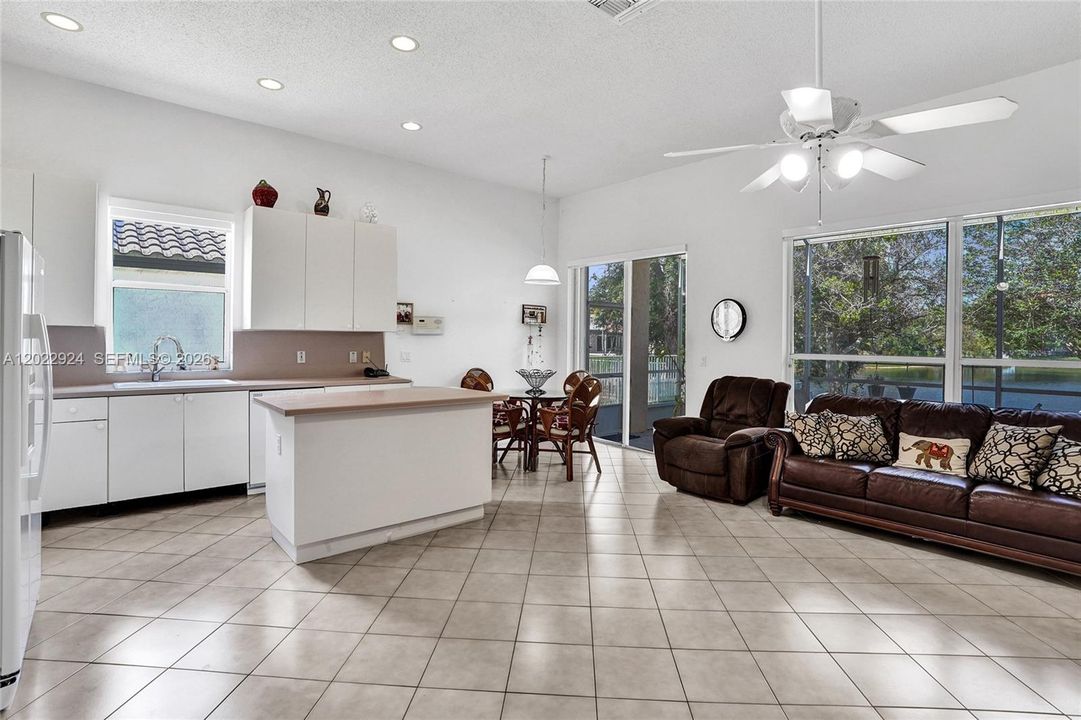 For Sale: $660,000 (3 beds, 2 baths, 1889 Square Feet)