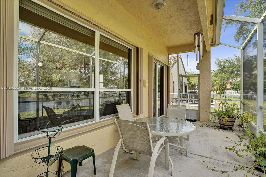 For Sale: $660,000 (3 beds, 2 baths, 1889 Square Feet)