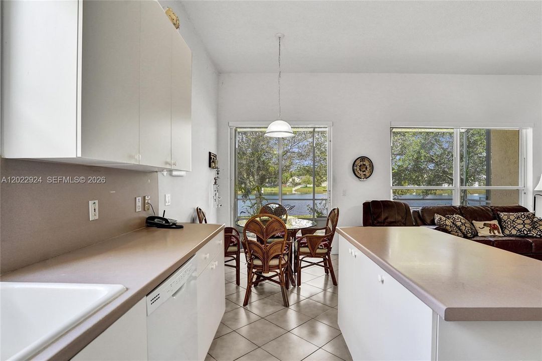 For Sale: $660,000 (3 beds, 2 baths, 1889 Square Feet)