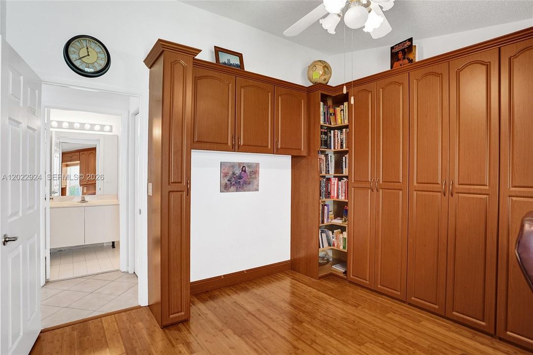 For Sale: $660,000 (3 beds, 2 baths, 1889 Square Feet)