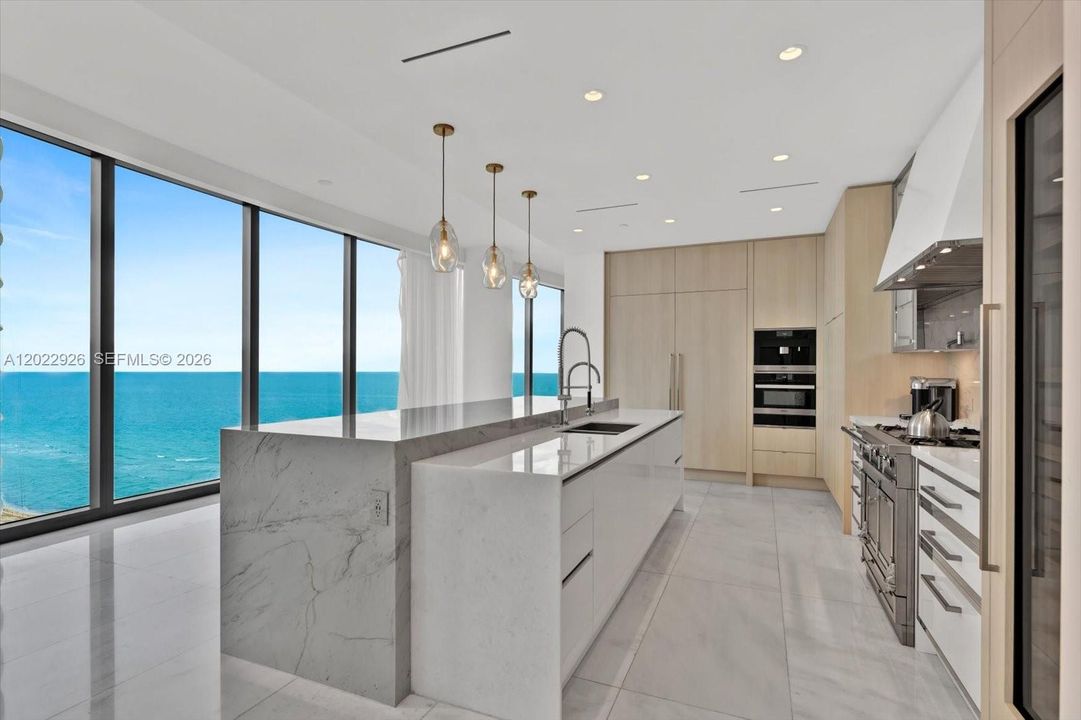 For Sale: $9,500,000 (4 beds, 4 baths, 3484 Square Feet)
