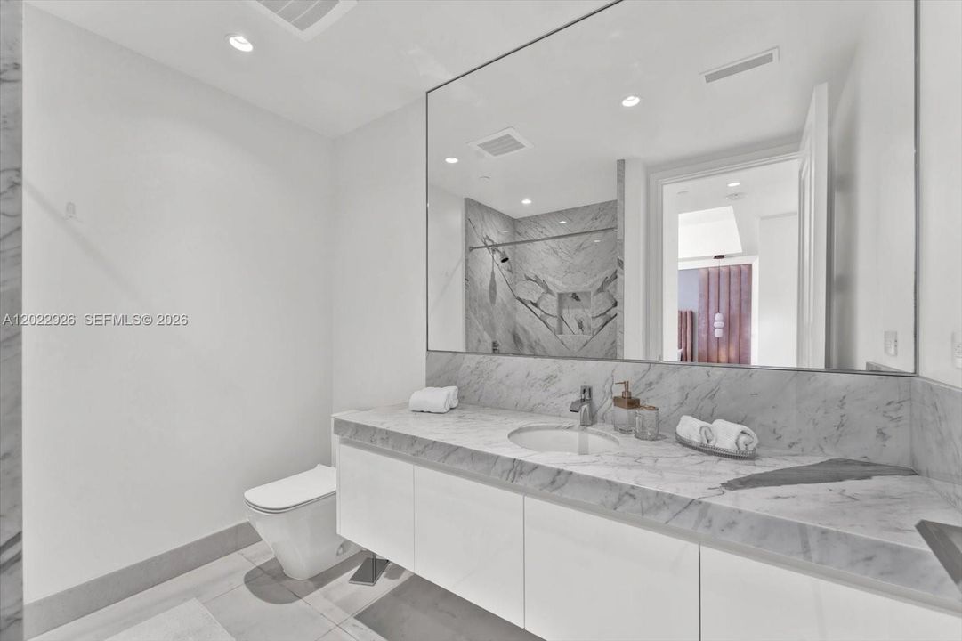 For Sale: $9,500,000 (4 beds, 4 baths, 3484 Square Feet)