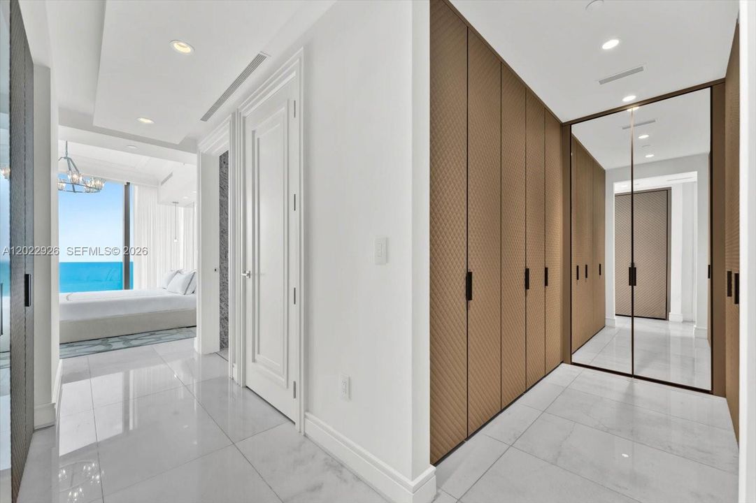 For Sale: $9,500,000 (4 beds, 4 baths, 3484 Square Feet)