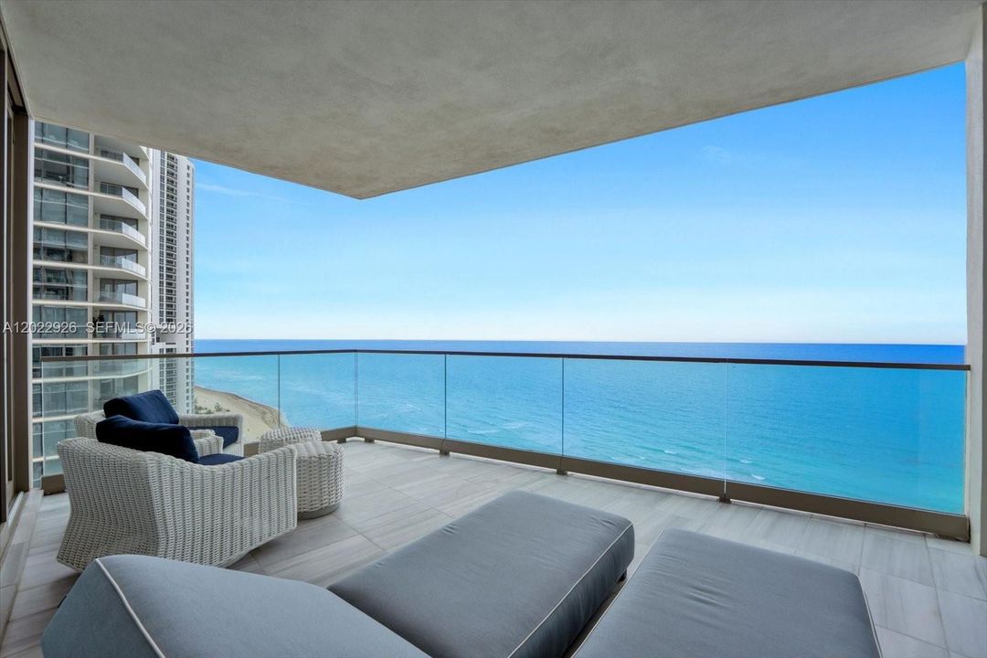 For Sale: $9,500,000 (4 beds, 4 baths, 3484 Square Feet)