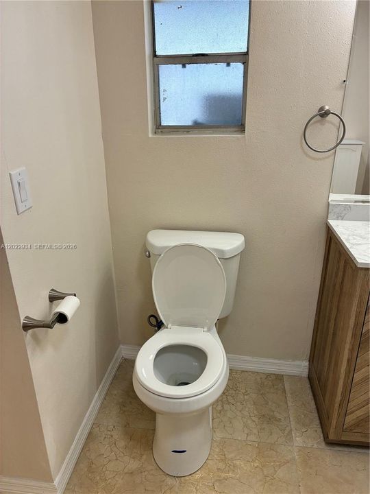 В аренду: $1,600 (2 спален, 1 ванн, 0 Квадратных фут)