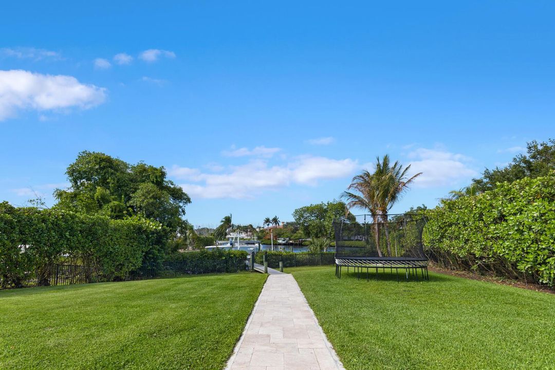 8709 SE Compass Island Way, Jupiter (22)