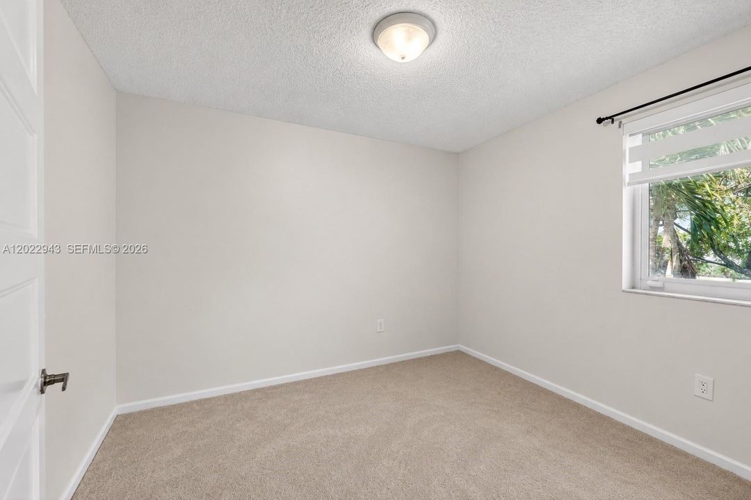 For Sale: $595,000 (3 beds, 2 baths, 1520 Square Feet)