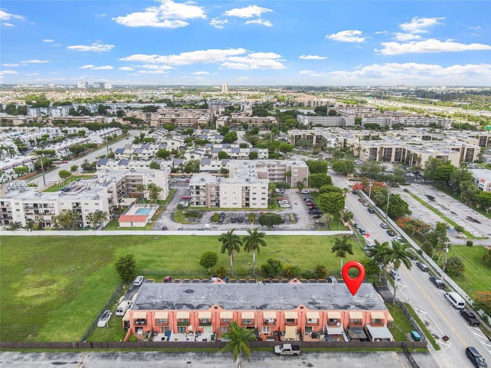 En Venta: $365,000 (2 camas, 2 baños, 1125 Pies cuadrados)