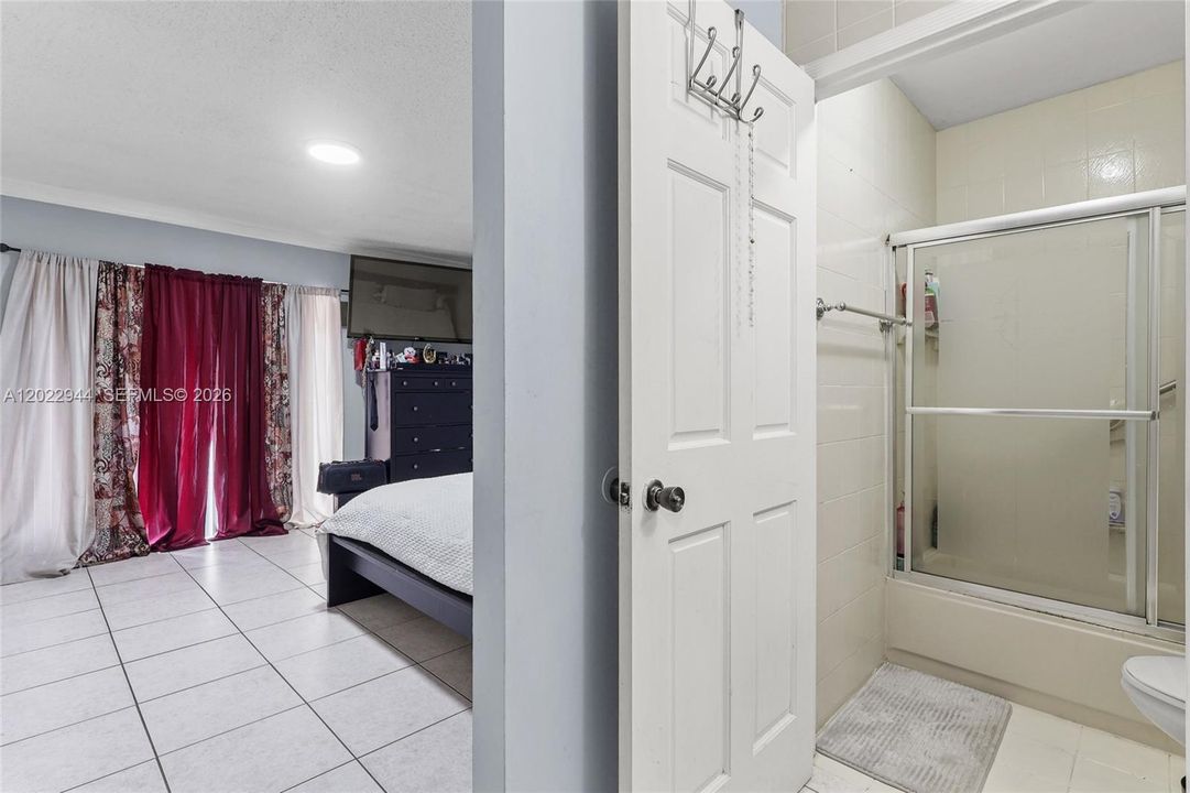 En Venta: $365,000 (2 camas, 2 baños, 1125 Pies cuadrados)