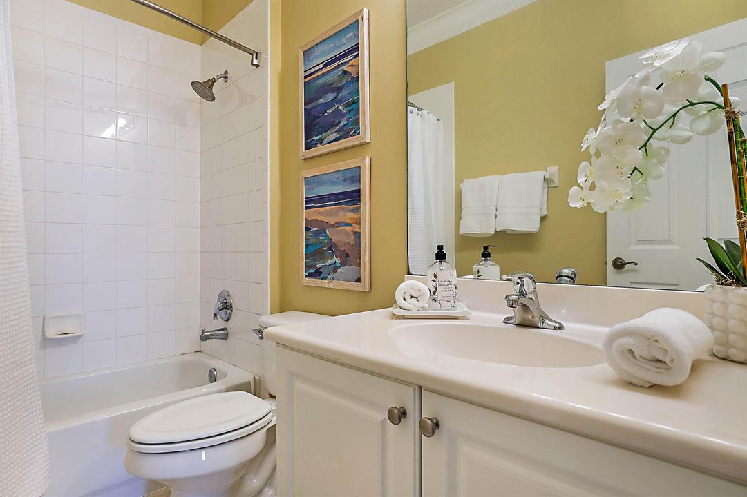 En suite bath
