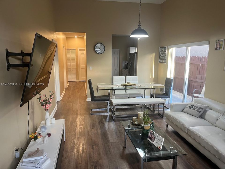 В аренду: $2,999 (3 спален, 2 ванн, 0 Квадратных фут)