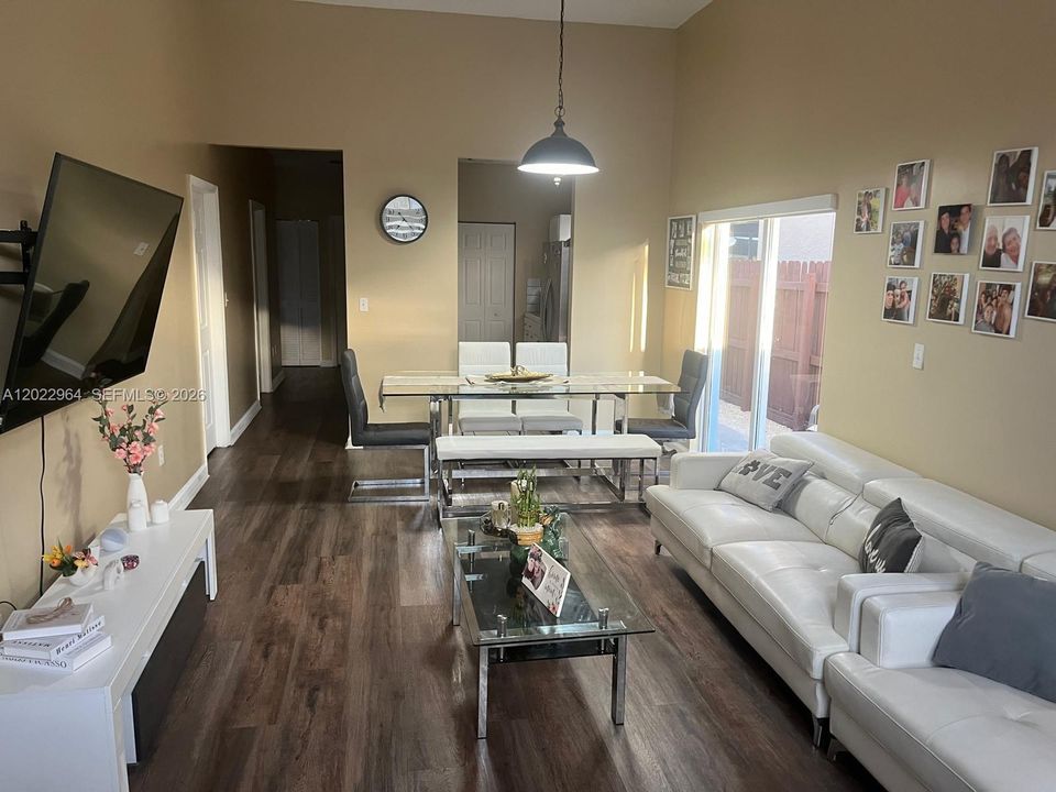 В аренду: $2,999 (3 спален, 2 ванн, 0 Квадратных фут)