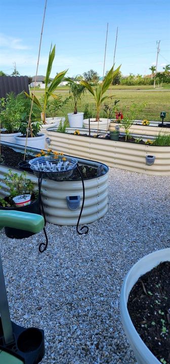 For Sale: $750,000 (4 beds, 3 baths, 3279 Square Feet)