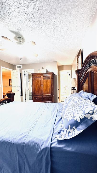 В аренду: $1,650 (1 спален, 1 ванн, 900 Квадратных фут)
