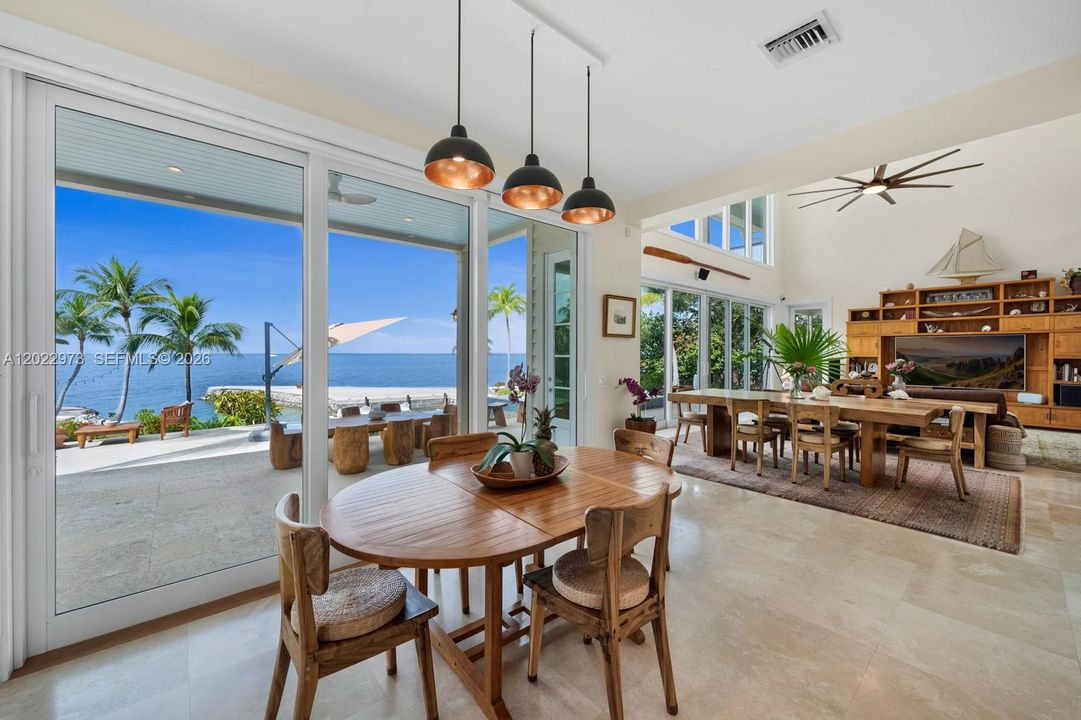 For Sale: $25,000,000 (7 beds, 10 baths, 8288 Square Feet)