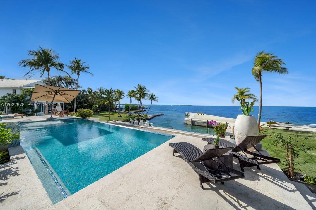 For Sale: $25,000,000 (7 beds, 10 baths, 8288 Square Feet)