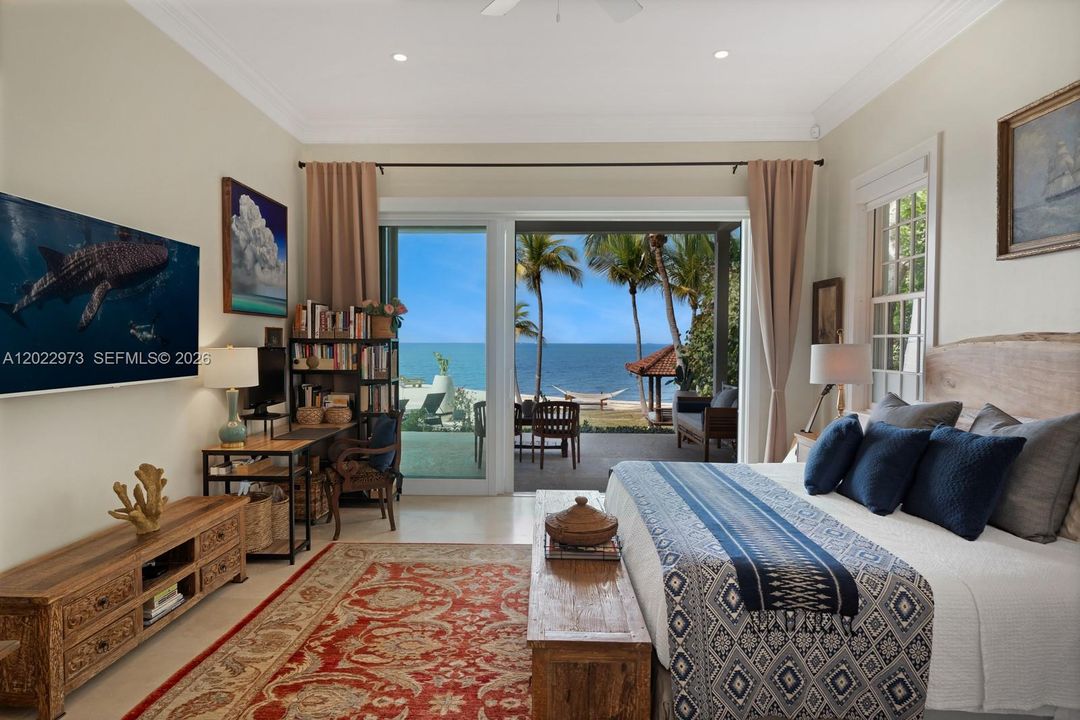 For Sale: $25,000,000 (7 beds, 10 baths, 8288 Square Feet)