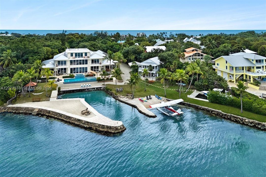 For Sale: $25,000,000 (7 beds, 10 baths, 8288 Square Feet)