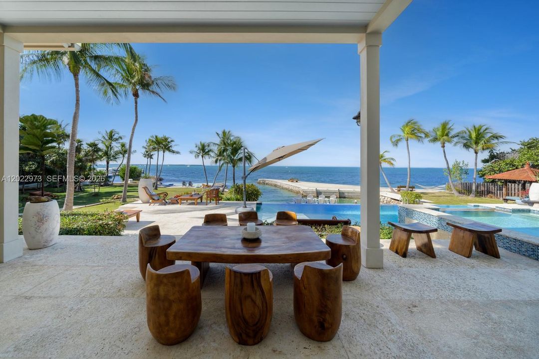 For Sale: $25,000,000 (7 beds, 10 baths, 8288 Square Feet)