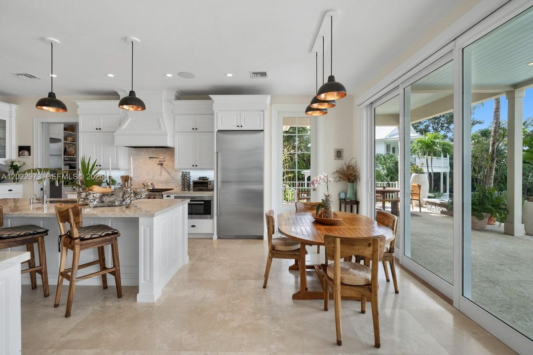 For Sale: $25,000,000 (7 beds, 10 baths, 8288 Square Feet)