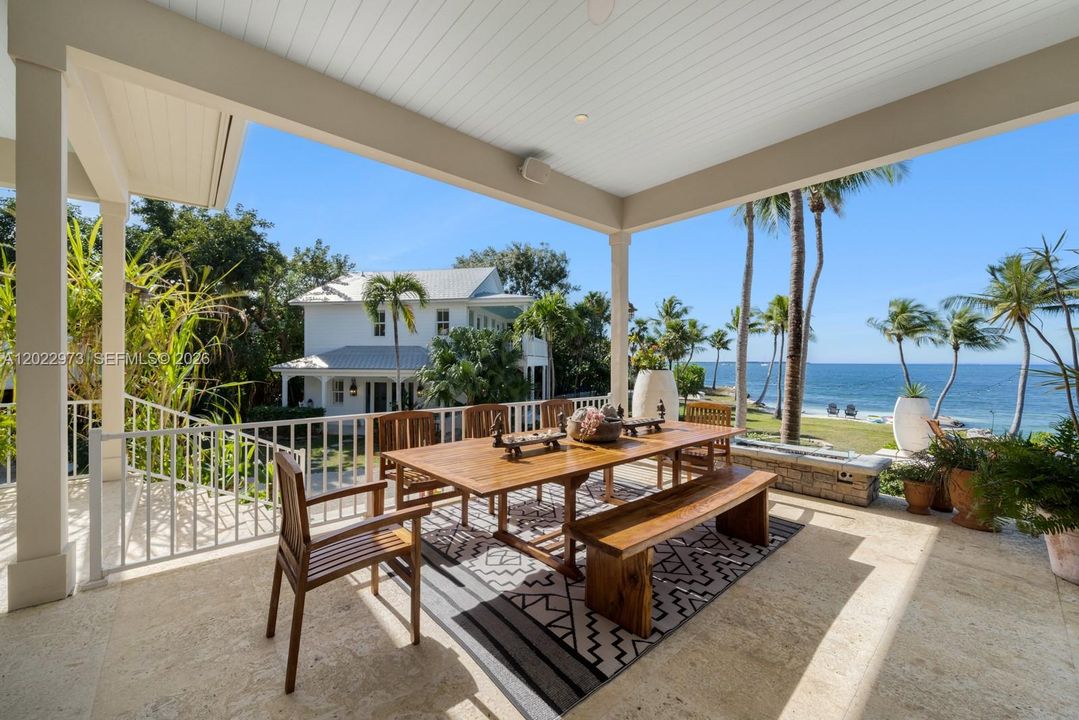 For Sale: $25,000,000 (7 beds, 10 baths, 8288 Square Feet)