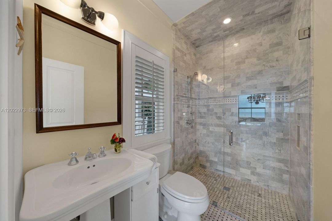 For Sale: $25,000,000 (7 beds, 10 baths, 8288 Square Feet)