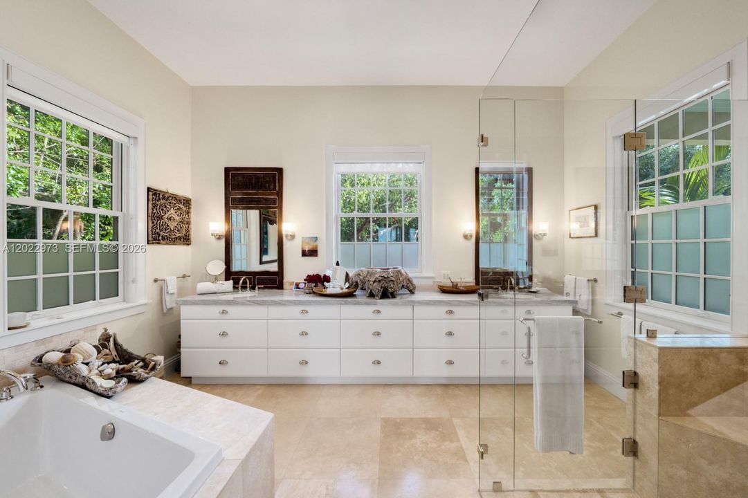 For Sale: $25,000,000 (7 beds, 10 baths, 8288 Square Feet)