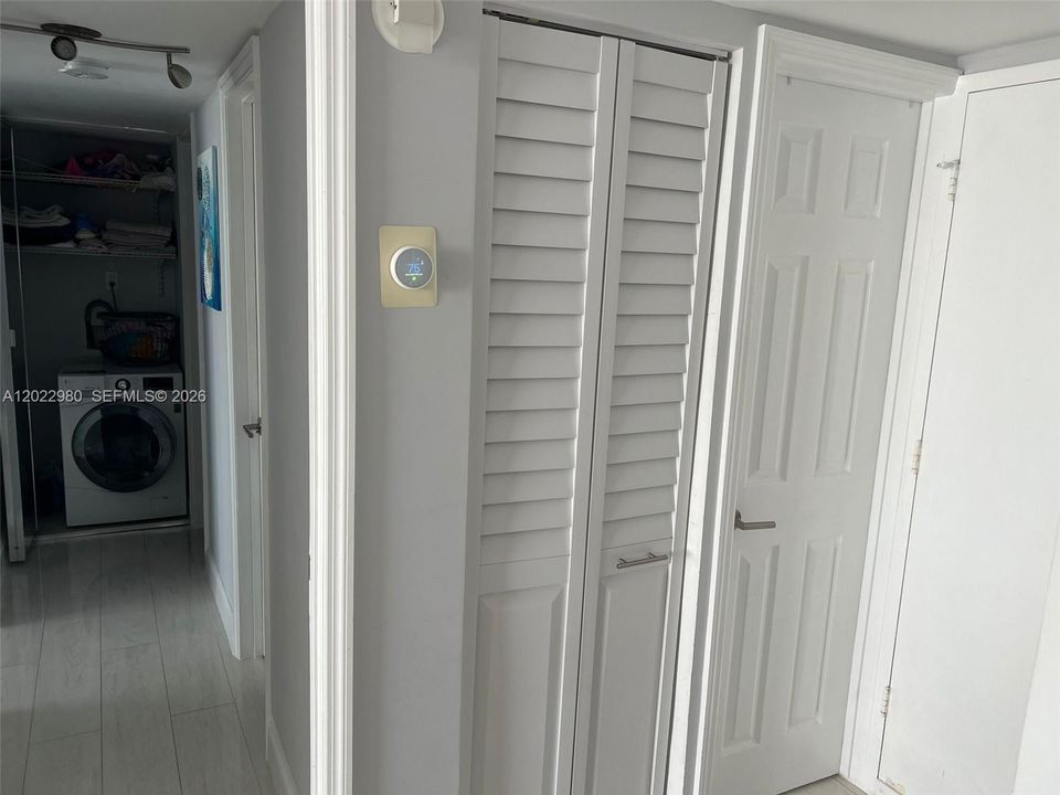 En Venta: $180,000 (1 camas, 2 baños, 861 Pies cuadrados)