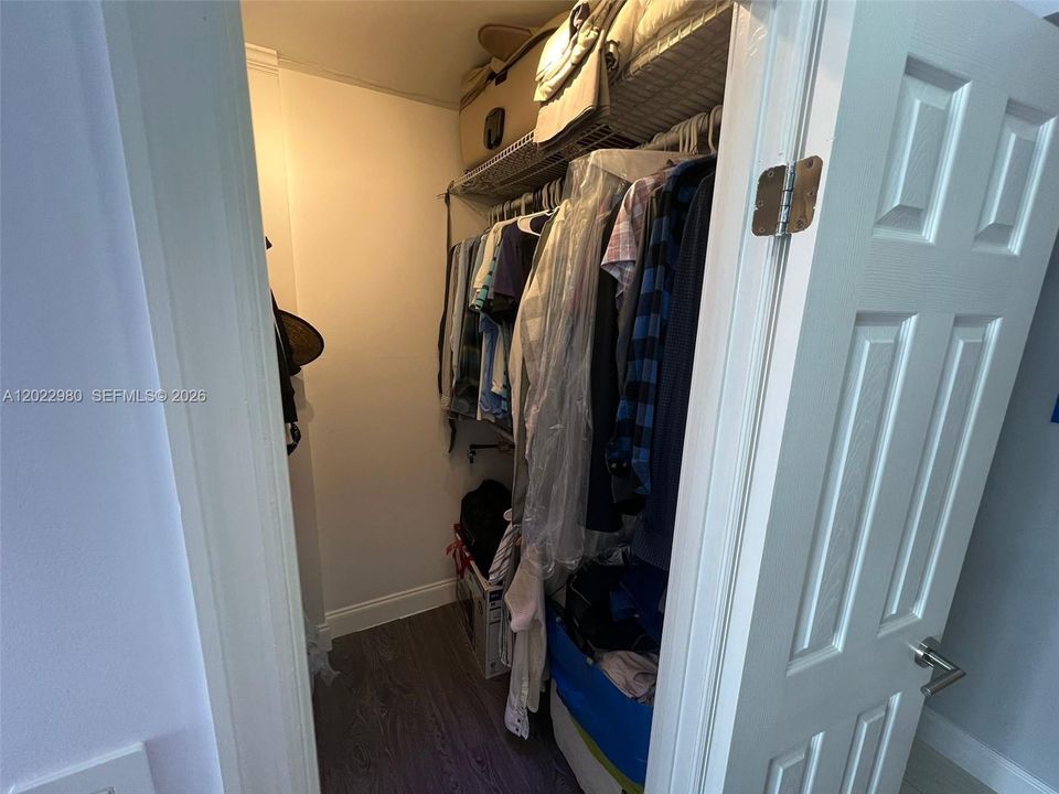 En Venta: $180,000 (1 camas, 2 baños, 861 Pies cuadrados)