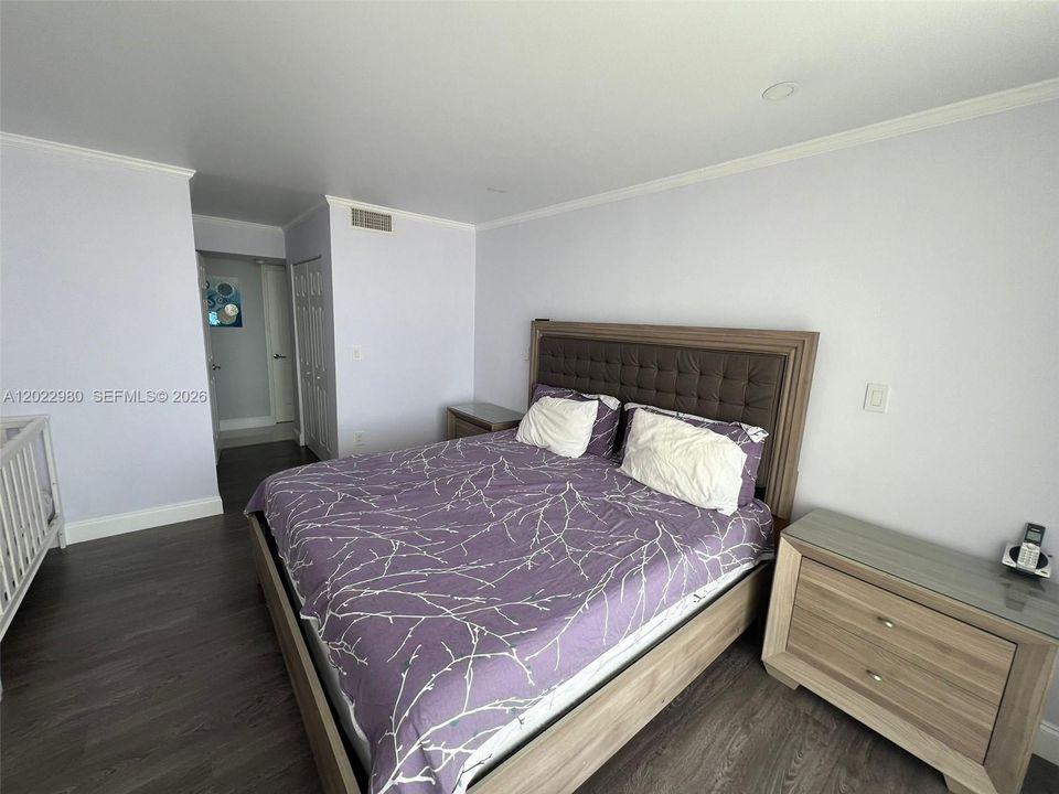 En Venta: $180,000 (1 camas, 2 baños, 861 Pies cuadrados)