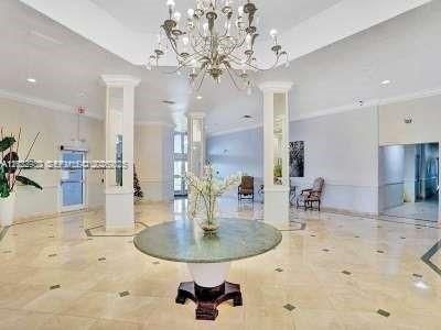 En Venta: $180,000 (1 camas, 2 baños, 861 Pies cuadrados)