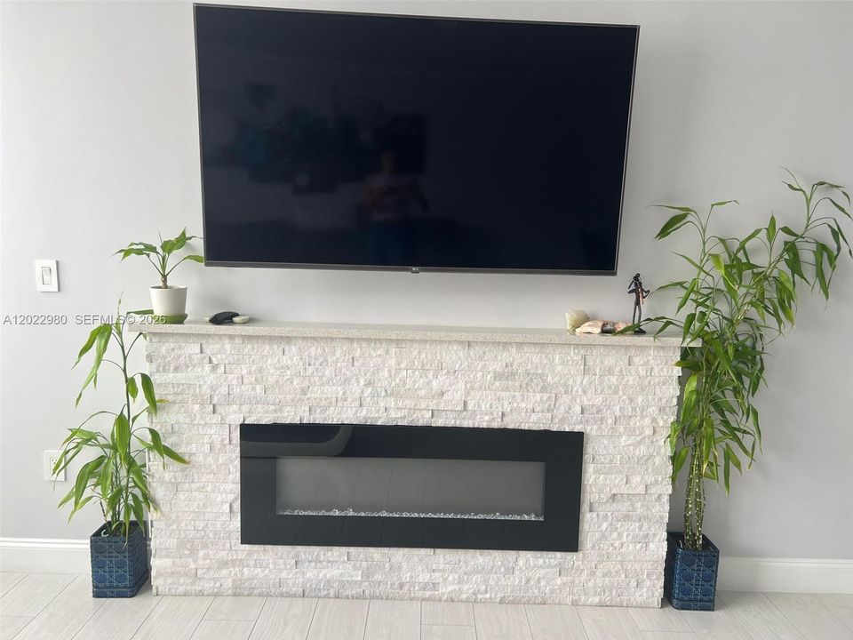 En Venta: $180,000 (1 camas, 2 baños, 861 Pies cuadrados)