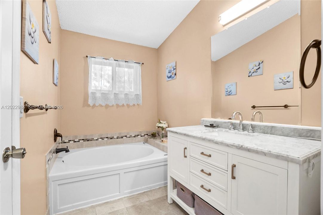 For Sale: $429,900 (3 beds, 3 baths, 1468 Square Feet)