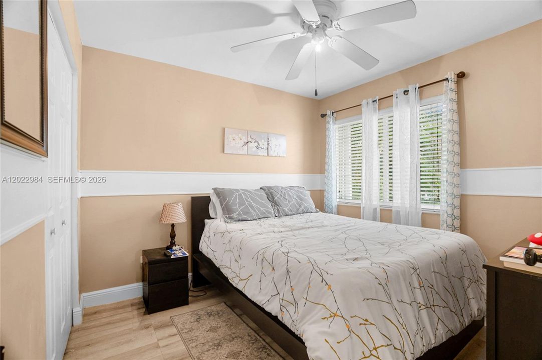 For Sale: $429,900 (3 beds, 3 baths, 1468 Square Feet)