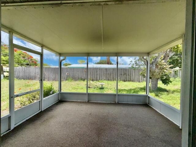 Screened Patio