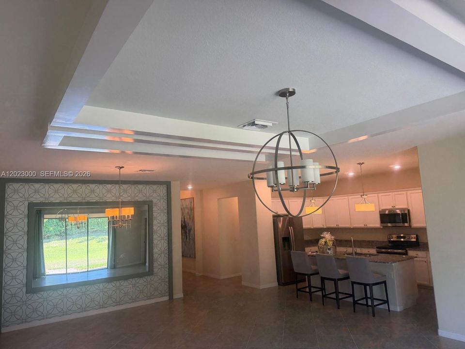 En Renta: $2,450 (3 camas, 3 baños, 1852 Pies cuadrados)