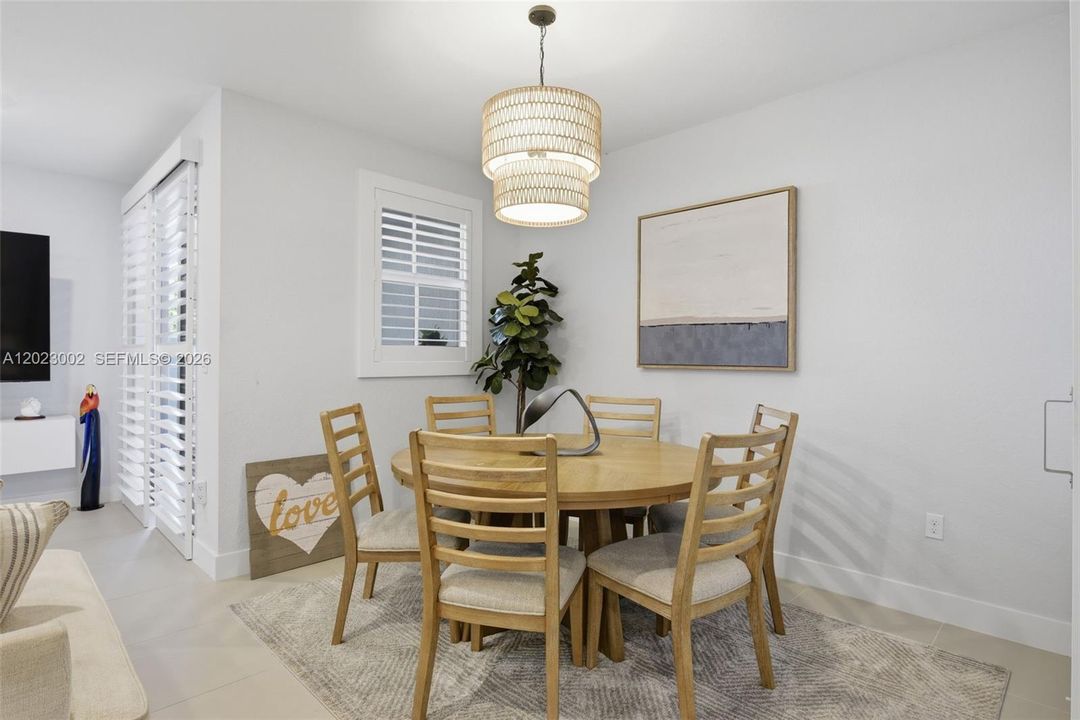 En Venta: $719,990 (3 camas, 2 baños, 1794 Pies cuadrados)