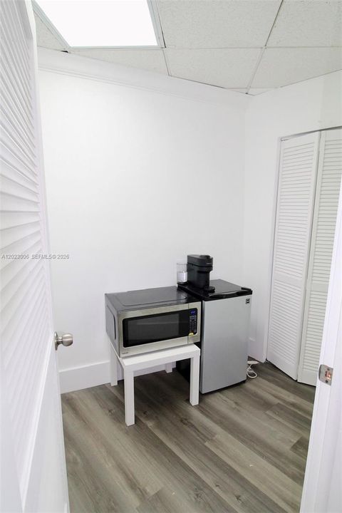 В аренду: $3,500 (0 спален, 0 ванн, 0 Квадратных фут)