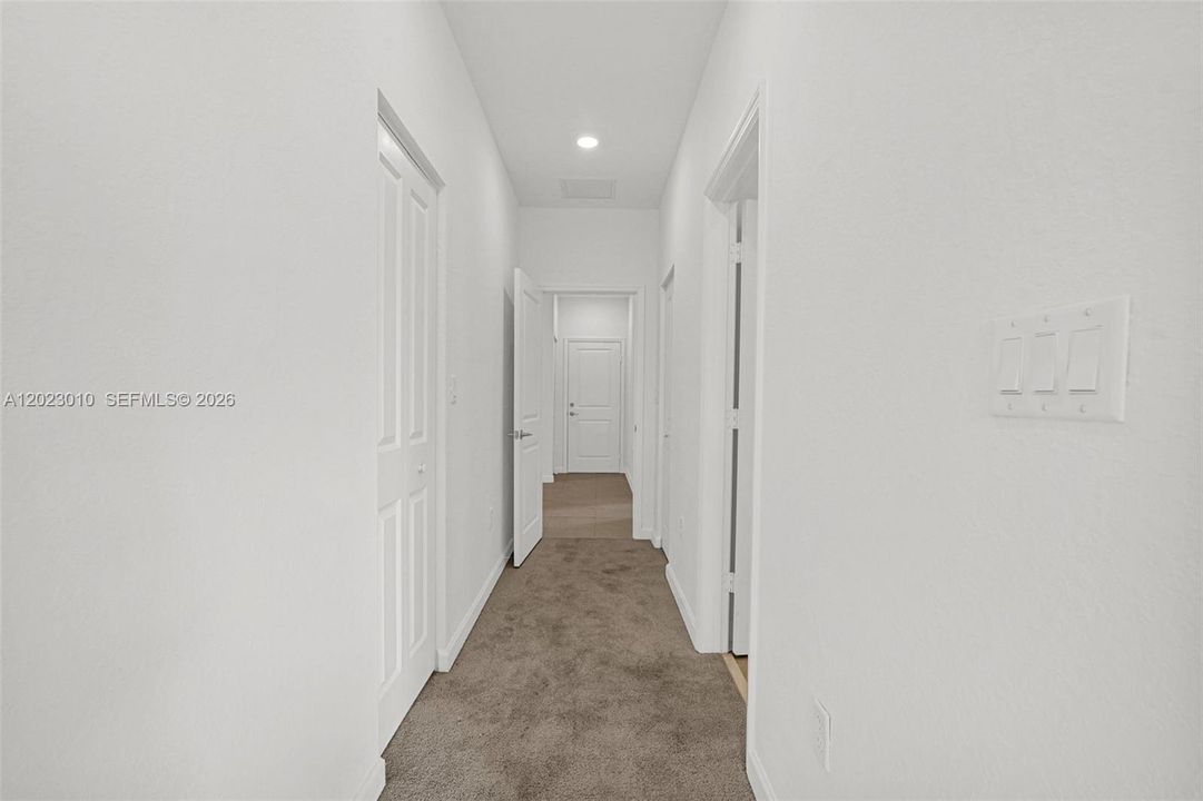 For Rent: $3,900 (4 beds, 3 baths, 2412 Square Feet)