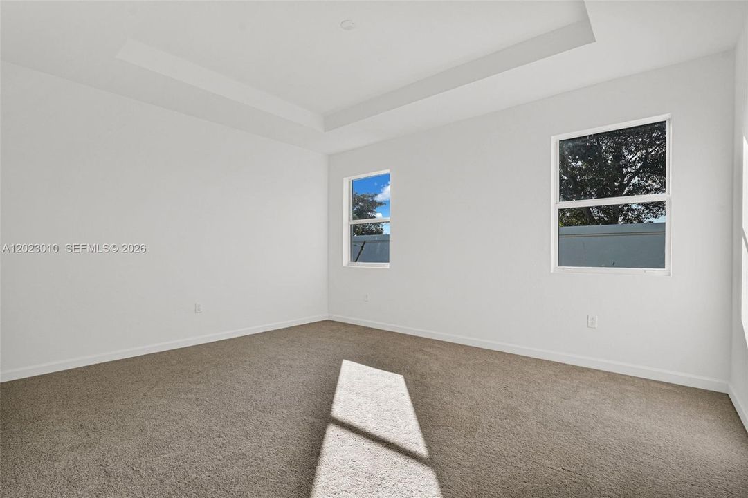 For Rent: $3,900 (4 beds, 3 baths, 2412 Square Feet)