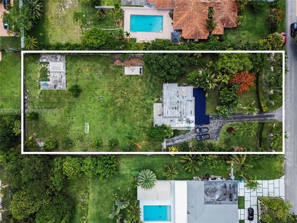 На продажу: $1,999,999 (3 спален, 2 ванн, 1191 Квадратных фут)