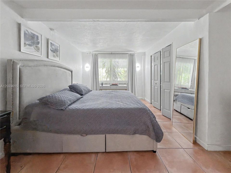 На продажу: $1,999,999 (3 спален, 2 ванн, 1191 Квадратных фут)