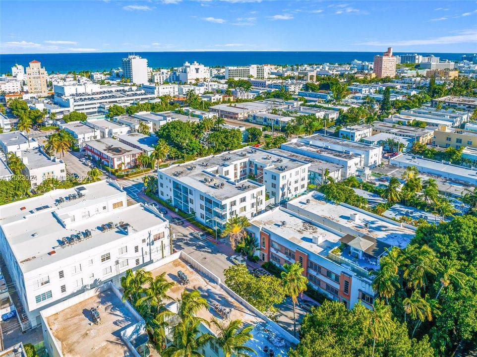 For Sale: $289,900 (1 beds, 1 baths, 650 Square Feet)