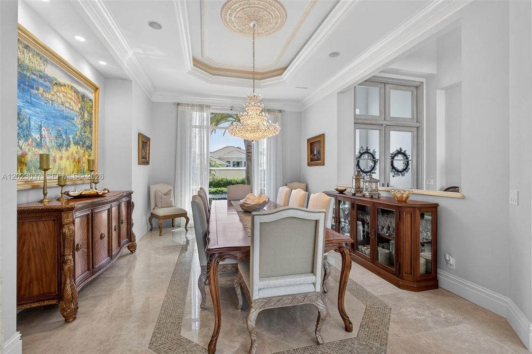 На продажу: $7,500,000 (6 спален, 7 ванн, 6730 Квадратных фут)