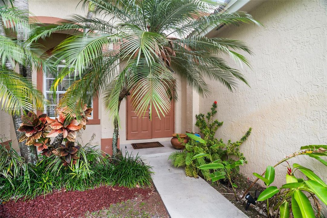 For Sale: $519,900 (3 beds, 2 baths, 1693 Square Feet)