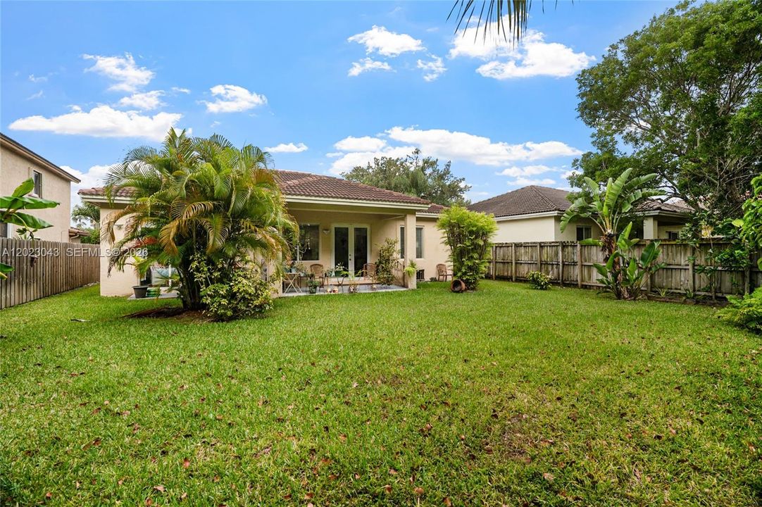 For Sale: $519,900 (3 beds, 2 baths, 1693 Square Feet)
