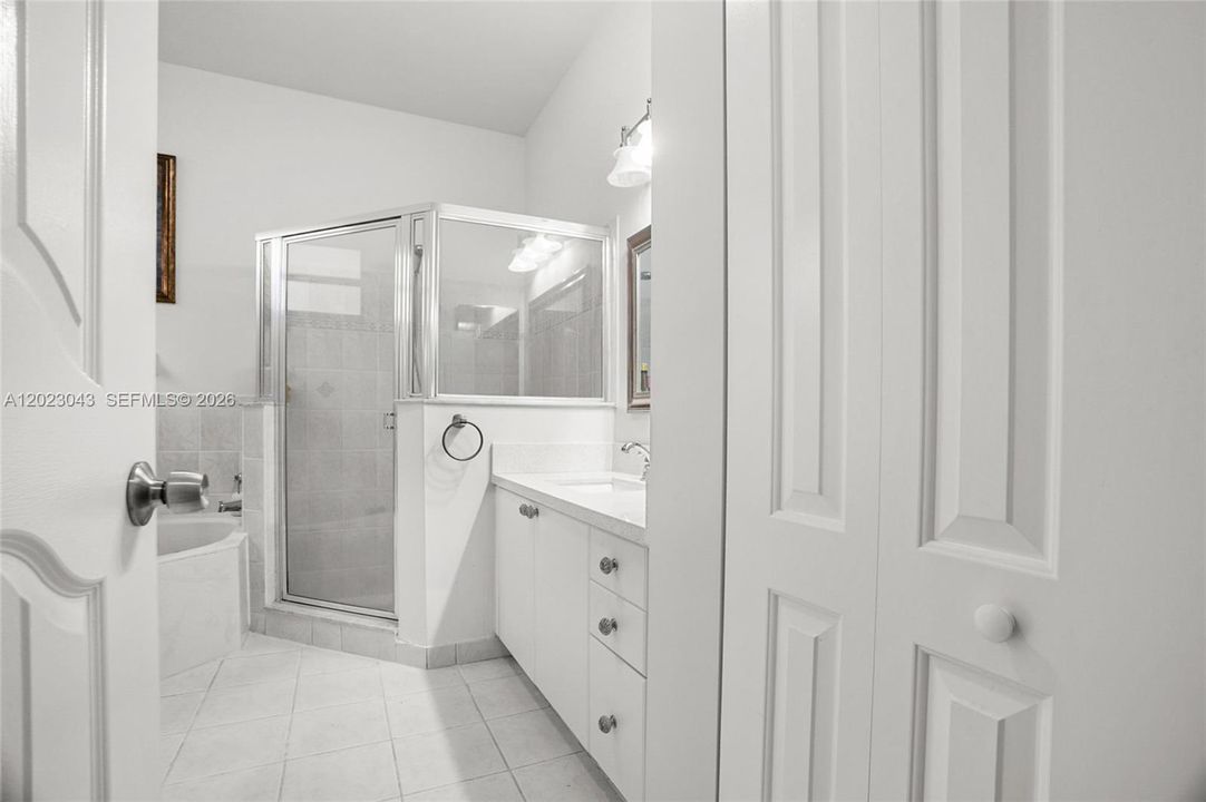 For Sale: $519,900 (3 beds, 2 baths, 1693 Square Feet)