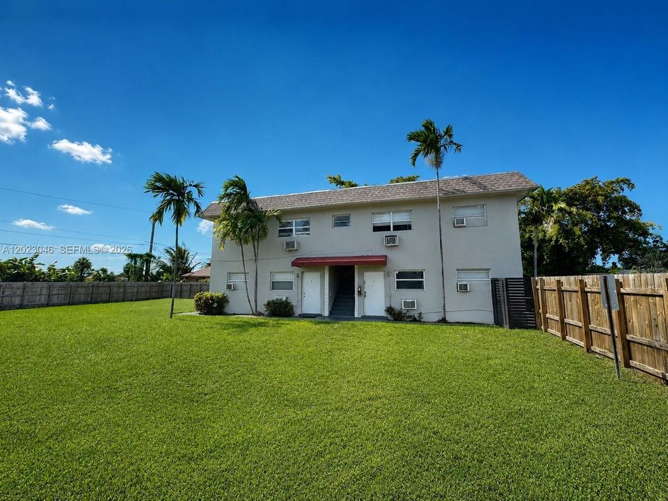 For Rent: $1,750 (2 beds, 2 baths, 0 Square Feet)