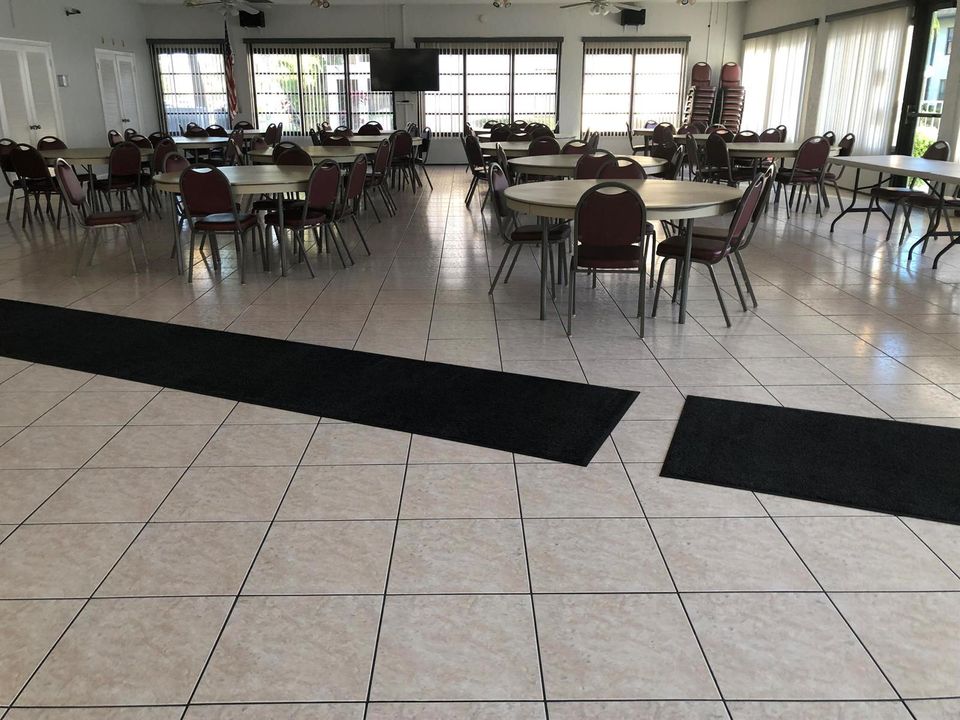 CLUBHOUSE INSIDE